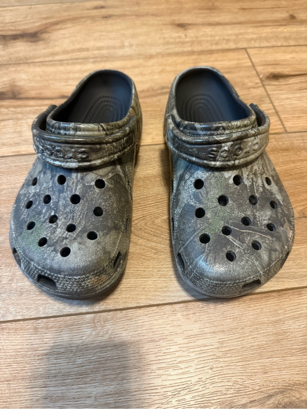 Real tree camo crocs